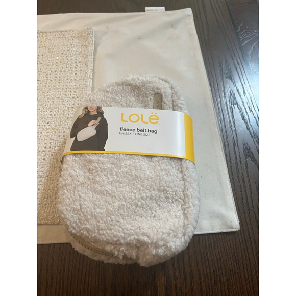 Lole Other - NWT Lole Fleece Belt Bag Unisex Travel Bag Off-White